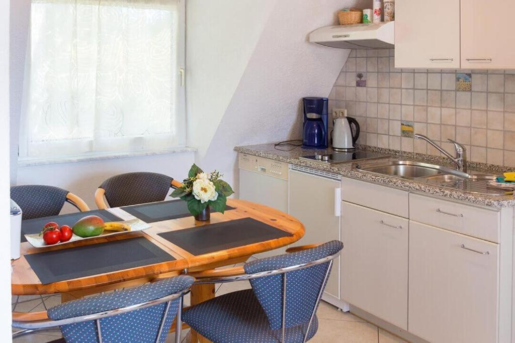 Gaestehaus Schiff Meersburg Habitación foto